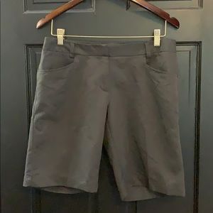 oobe gray Bermuda shorts 8